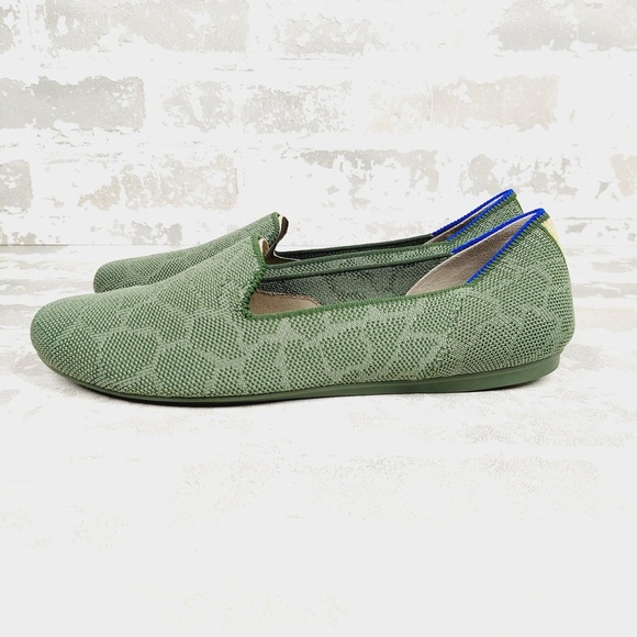 NEW Rothy's The Flat Safari Green Sage Giraffe Round Toe Slip On Loafers F349